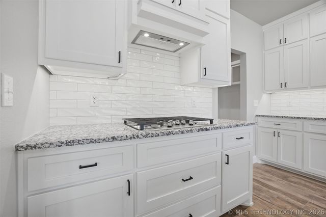 15439 N 55th West Avenue, Skiatook, OK 74070