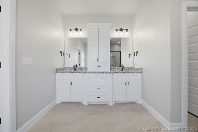 15439 N 55th West Avenue, Skiatook, OK 74070