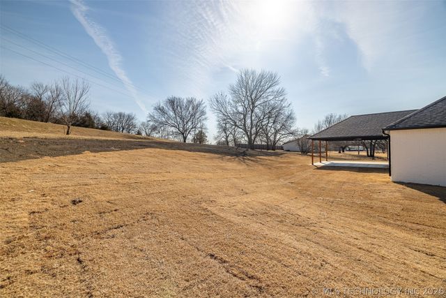 15439 N 55th West Avenue, Skiatook, OK 74070