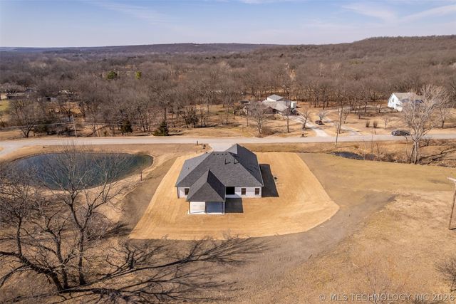 15439 N 55th West Avenue, Skiatook, OK 74070