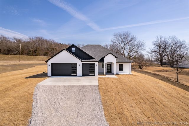 15439 N 55th West Avenue, Skiatook, OK 74070