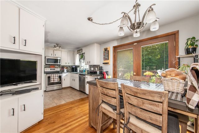 136 Jenckes Hill Road, Lincoln, RI 02865