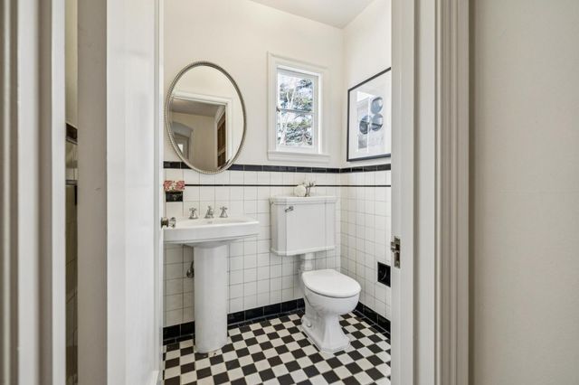 53 Mccormick Lane, Atherton, CA 94027