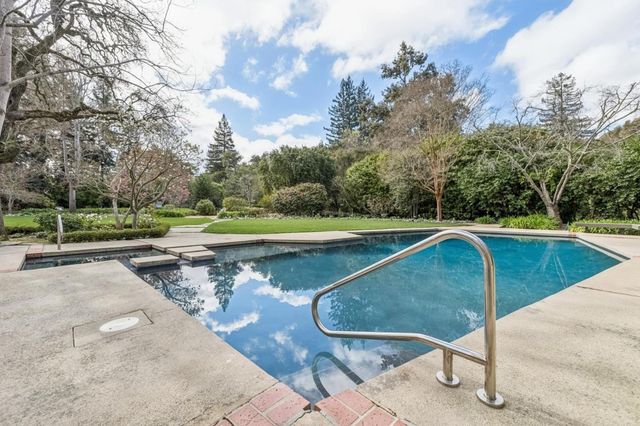 53 Mccormick Lane, Atherton, CA 94027