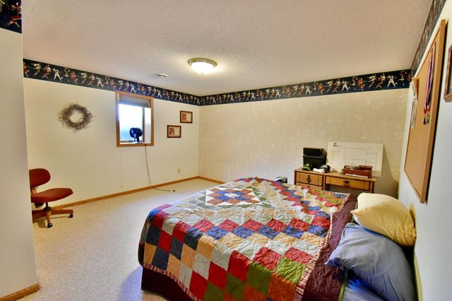 19221 30th Street SW, Blomkest, MN 56216