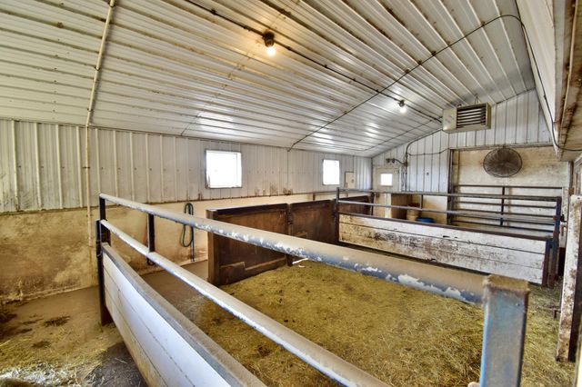 19221 30th Street SW, Blomkest, MN 56216