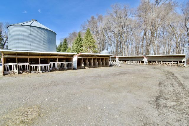 19221 30th Street SW, Blomkest, MN 56216