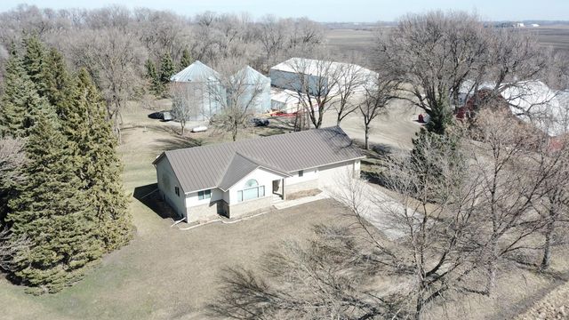 19221 30th Street SW, Blomkest, MN 56216