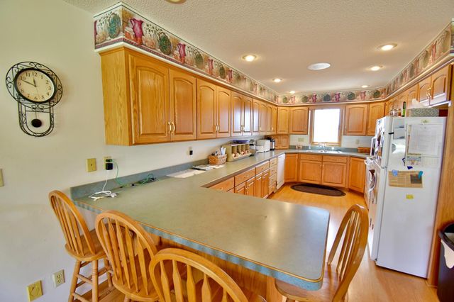 19221 30th Street SW, Blomkest, MN 56216