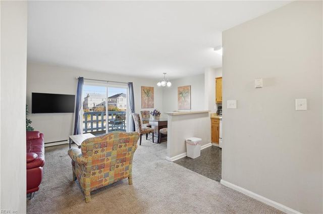 1439 W Ocean View AVE, Norfolk, VA 23503