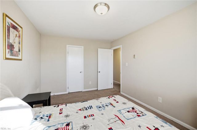 1439 W Ocean View AVE, Norfolk, VA 23503