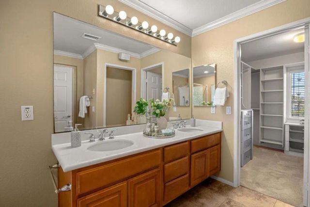6933 Catamaran Drive, Carlsbad, CA 92011