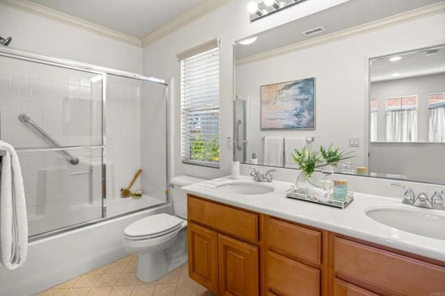 6933 Catamaran Drive, Carlsbad, CA 92011