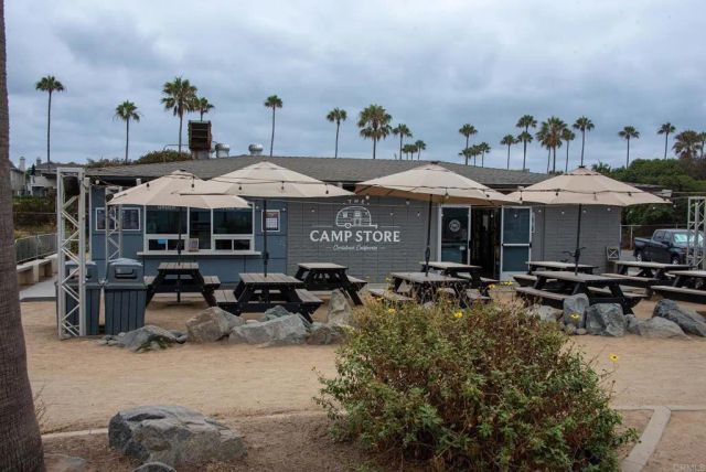 6933 Catamaran Drive, Carlsbad, CA 92011