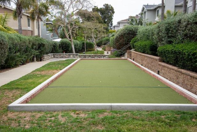 6933 Catamaran Drive, Carlsbad, CA 92011