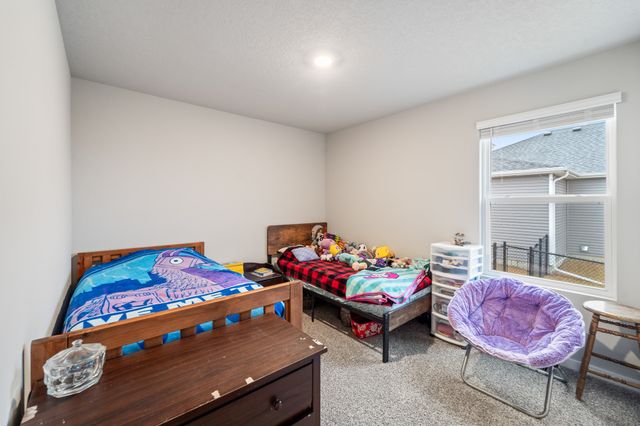 1012 Dee Street SE, Bondurant, IA 50035