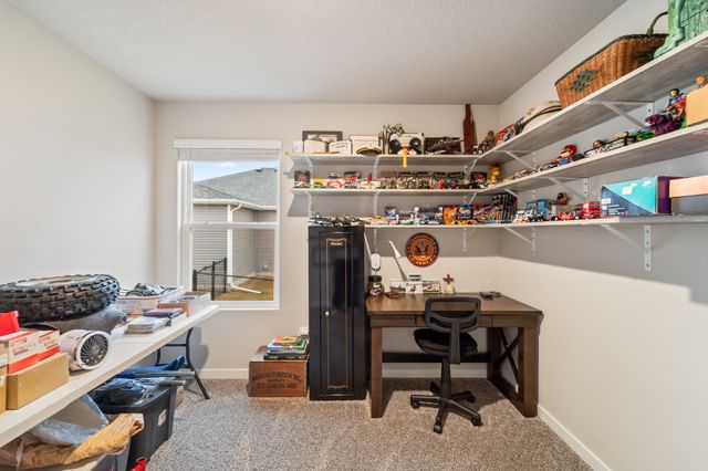 1012 Dee Street SE, Bondurant, IA 50035