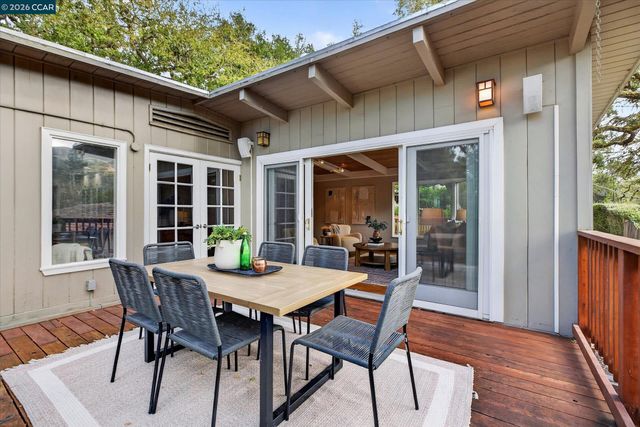 6 El Patio, Orinda, CA 94563