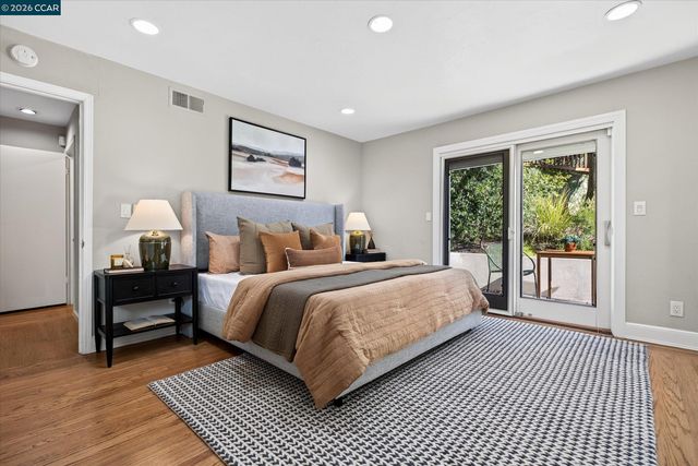 6 El Patio, Orinda, CA 94563