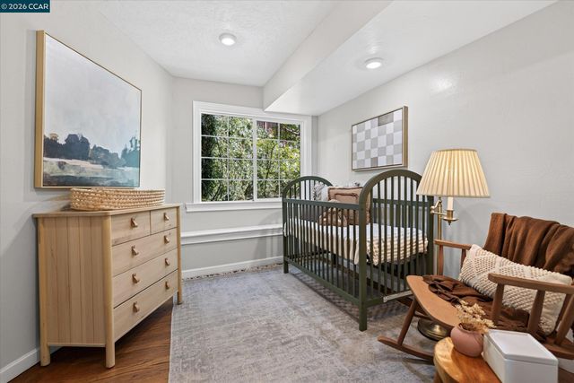 6 El Patio, Orinda, CA 94563