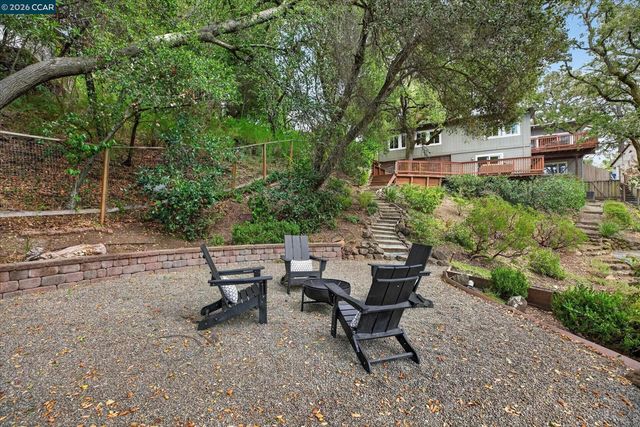 6 El Patio, Orinda, CA 94563