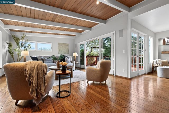 6 El Patio, Orinda, CA 94563