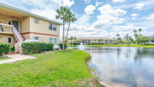 1563 SE Royal Green Circle B-204, Port St Lucie, FL 34952