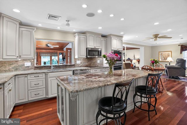 1006 WEIKEL RD, Lansdale, PA 19446