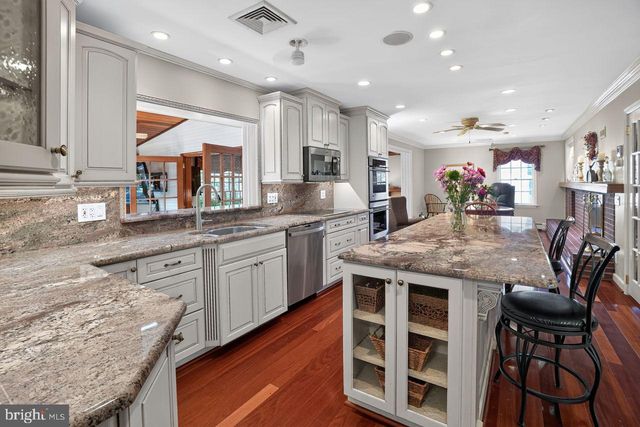 1006 WEIKEL RD, Lansdale, PA 19446