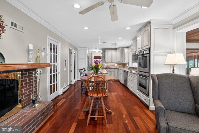 1006 WEIKEL RD, Lansdale, PA 19446