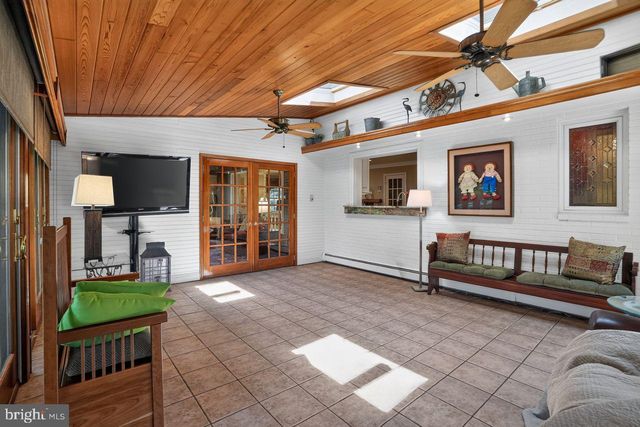 1006 WEIKEL RD, Lansdale, PA 19446