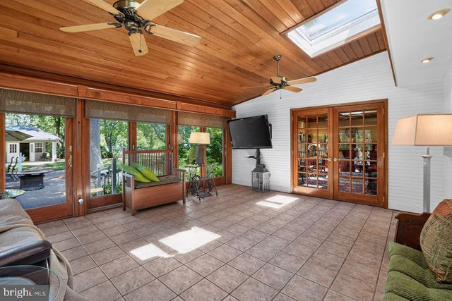1006 WEIKEL RD, Lansdale, PA 19446