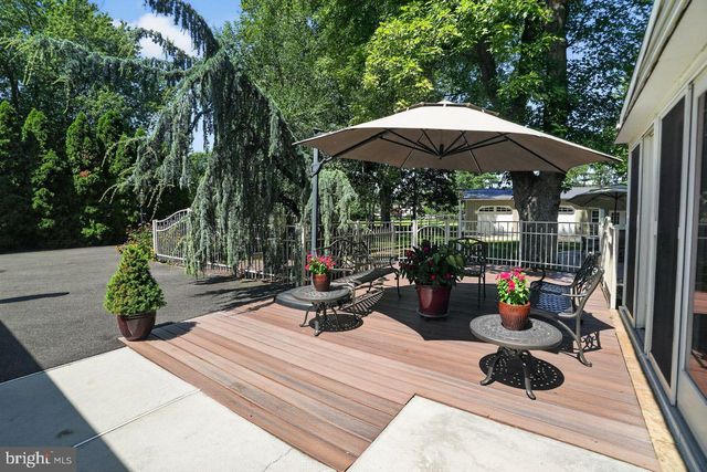 1006 WEIKEL RD, Lansdale, PA 19446