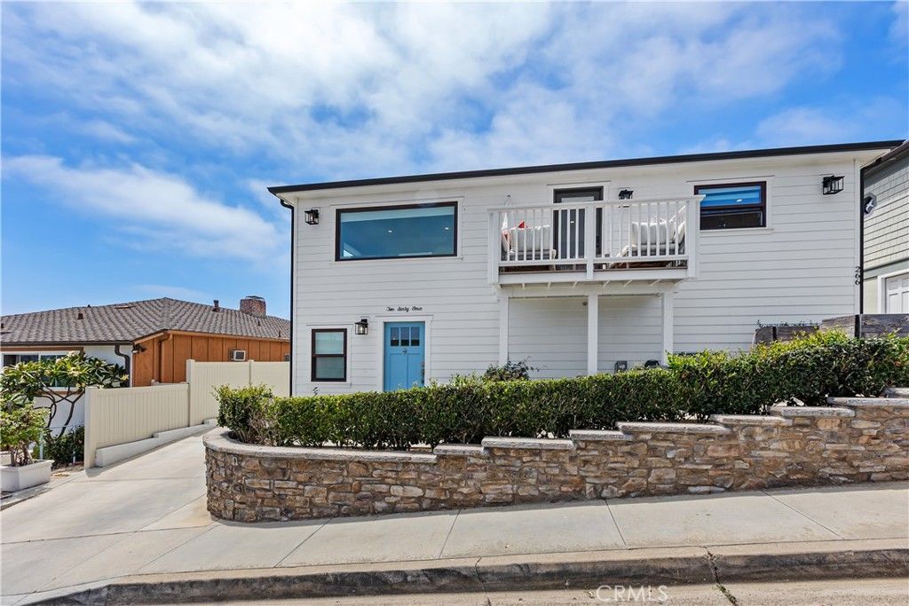 264 266 San Joaquin, Laguna Beach, CA 92651 — photo 2