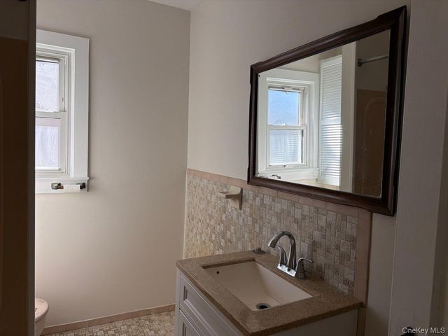 987 Wallace Avenue, Baldwin, NY 11510