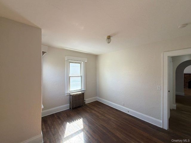 987 Wallace Avenue, Baldwin, NY 11510