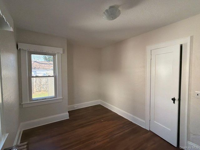 987 Wallace Avenue, Baldwin, NY 11510