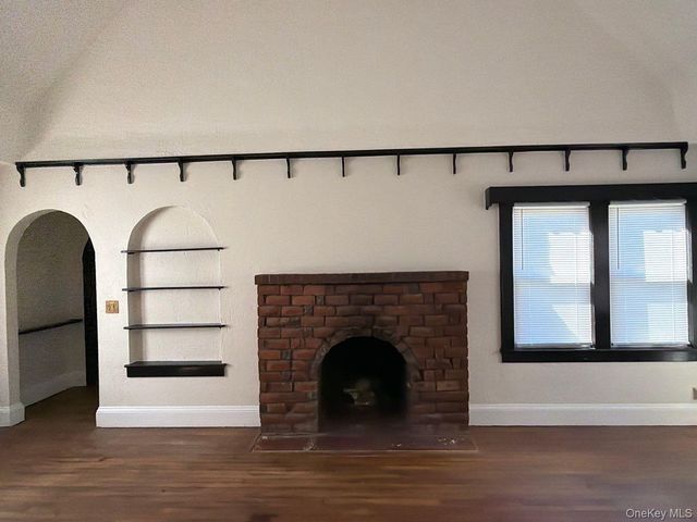 987 Wallace Avenue, Baldwin, NY 11510