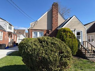 987 Wallace Avenue, Baldwin, NY 11510