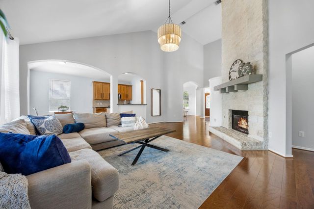 21001 Haddington CV, Hutto, TX 78634