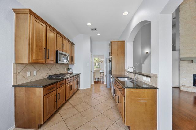 21001 Haddington CV, Hutto, TX 78634