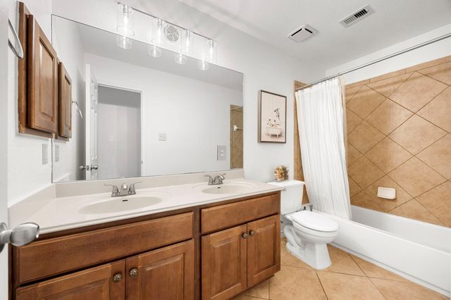 21001 Haddington CV, Hutto, TX 78634