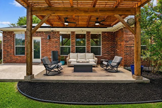 21001 Haddington CV, Hutto, TX 78634