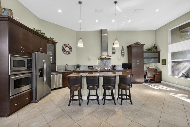 10842 Greenbriar Villa Drive, Lake Worth, FL 33449