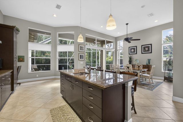 10842 Greenbriar Villa Drive, Lake Worth, FL 33449