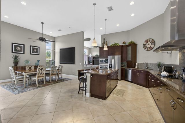 10842 Greenbriar Villa Drive, Lake Worth, FL 33449