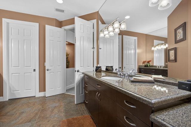 10842 Greenbriar Villa Drive, Lake Worth, FL 33449