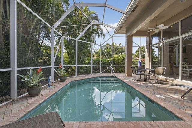 10842 Greenbriar Villa Drive, Lake Worth, FL 33449