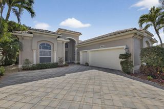 10842 Greenbriar Villa Drive, Lake Worth, FL 33449