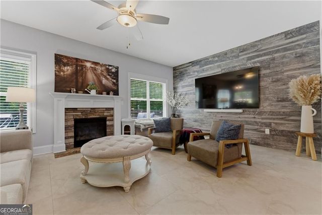 2811 Magnolia Creek Drive, Kennesaw, GA 30152